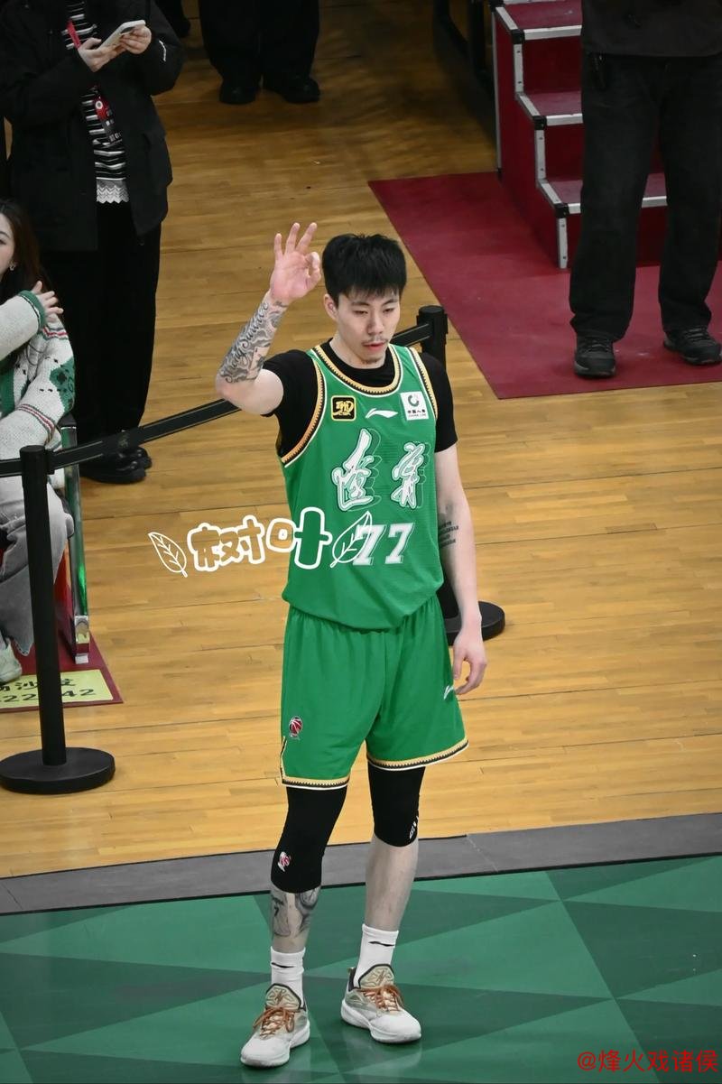 张镇麟34分赵继伟19+14 辽宁轻松击败广东总比分1-0