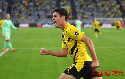 德甲-哈兰德破门再刷纪录 桑乔助攻 多特2-0客胜
